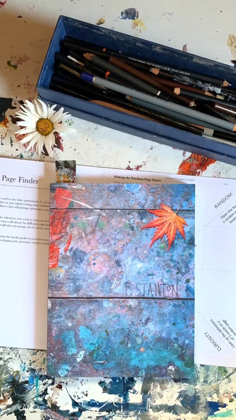 Tea and sittingのインスタグラム：「📔...‘Conscious Creativity - The Workbook’  is here! ( well, for pre orders anyway as it will be released on October 6th! ) The idea of my new book is that this time you make it completely your own so that it becomes a unique piece of your unthinking, instinctive creative brain, where doing, randomness and coincidence are far more important than any planned outcomes. The pages are designed to be written on, glued, ripped, woven, colláged, scented and even put in the shower if you dare!  You can pre order using the link in my bio or through my Stories and over the next couple of months I’ll be demonstrating some of the exercises from it, including the cutting up of the cover to make into a random page finder ✂️ You have all basically made this second book possible through your incredible support and generosity with my first book @consciouscreativity and I honestly cannot thank you enough 💗 🙏✨ #consciouscreativity #CCtheworkbook @quartocreates @leapingharepress」