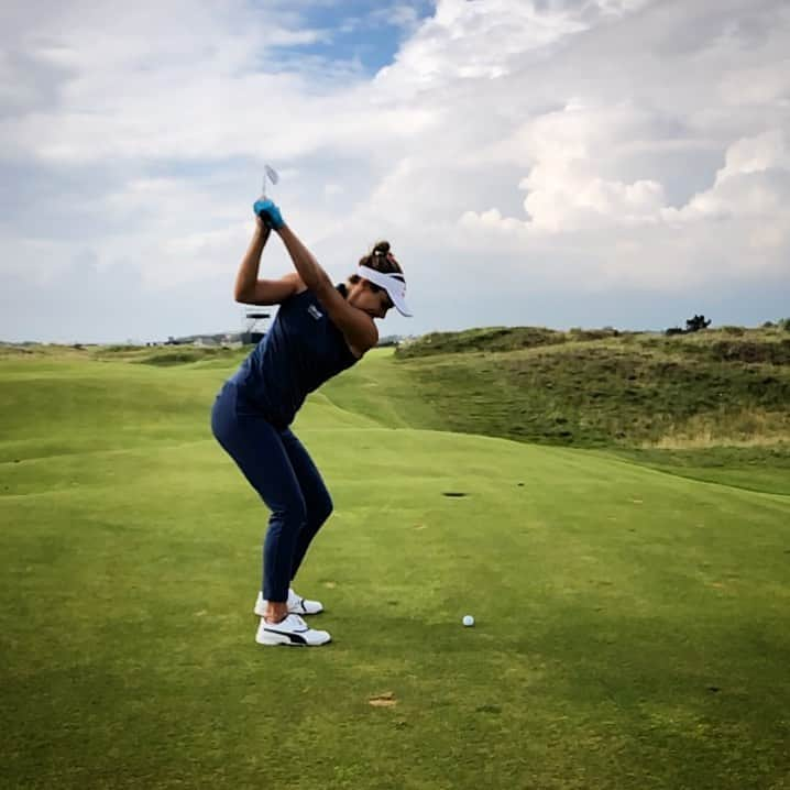 レクシー・トンプソンさんのインスタグラム写真 - (レクシー・トンプソンInstagram)「@aigwomensopen practice round 👍🏻」8月19日 3時41分 - lexi