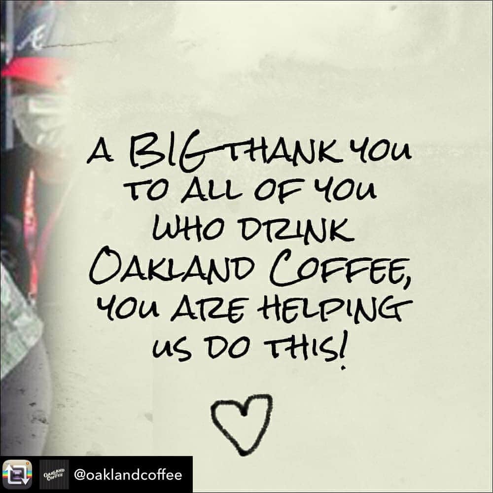 マイク・ダーントのインスタグラム：「A big thanks to all of you who  drink  @OaklandCoffee for helping #alamedacommunityfoodbank make a difference in our local community!  #fueledbylove  @oaklandcoffee is donating all profits for the next 3 months.  More info at oaklandcoffee.com」