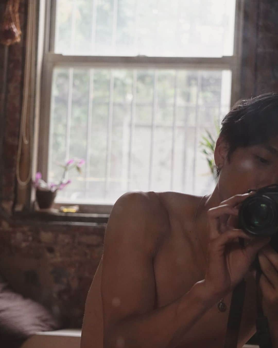 小林竜輔のインスタグラム：「Mirror through mirror」