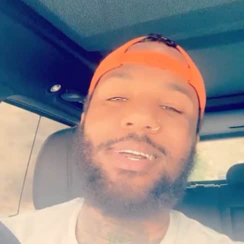 ゲームのインスタグラム：「TAG AN ARTIST READY TO WORK...Watch the whole video.. - For anyone asking about the mixtapes and other services I’m offering. If you’re wondering if it’s really The Game hitting you IT IS. Right now I’m trying to offer opportunities that no one gave to me when I was first coming up. I used to hit the streets and hand out my CDs back in the day...now we have social media so I’m trying to use my platform to help artists. If I can help someone to get more looks from being on my page, then that’s dope. Just because I post a artist on my page, story or get them on mixtape sites on the tapes I sponsor doesn’t mean they stop grindin themselves. I’ve definitely invested in myself so if a artist told me I could pay to get better looks on my platform I would of jumped at the chance. As far as same messages...I can’t literally respond to 200,000 artists so the deal is sometimes copied and pasted like a mf... Artists that were already on my tapes hit me lets keep it pushin! If you a artist lookin for more opportunities, HIT THE DM! Let’s work!」