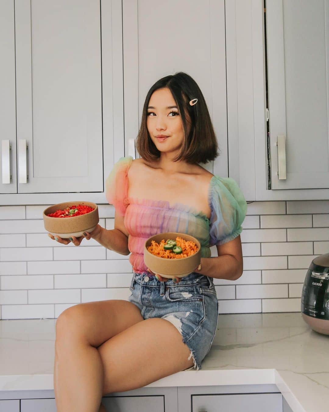 Jenn Imさんのインスタグラム写真 - (Jenn ImInstagram)「#ad Yes, it’s true. My favorite @Cheetos are now in the form of Mac ‘n Cheese! They have the same bold + iconic Cheetos flavor. Try their 3 varieties: Bold & Cheesy, Flamin’ Hot and Cheesy Jalapeño. Order here: walmart.com/Cheetos ✨」8月19日 4時32分 - imjennim