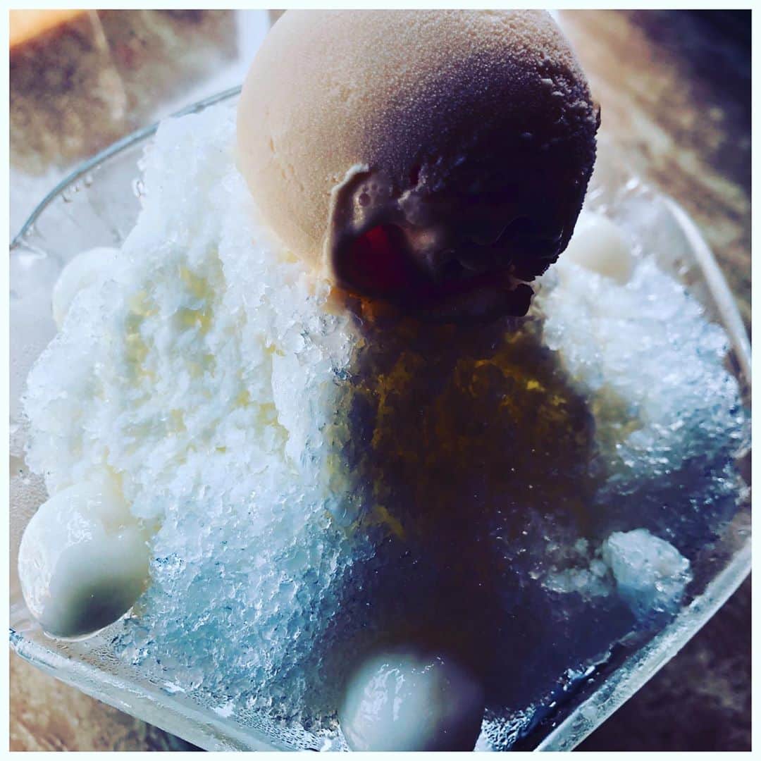 馬庭良介さんのインスタグラム写真 - (馬庭良介Instagram)「crushed Ice. #crushedice #snowcone #kakigori #カキ氷 #ミルク」8月19日 14時52分 - maniwa_ryosuke