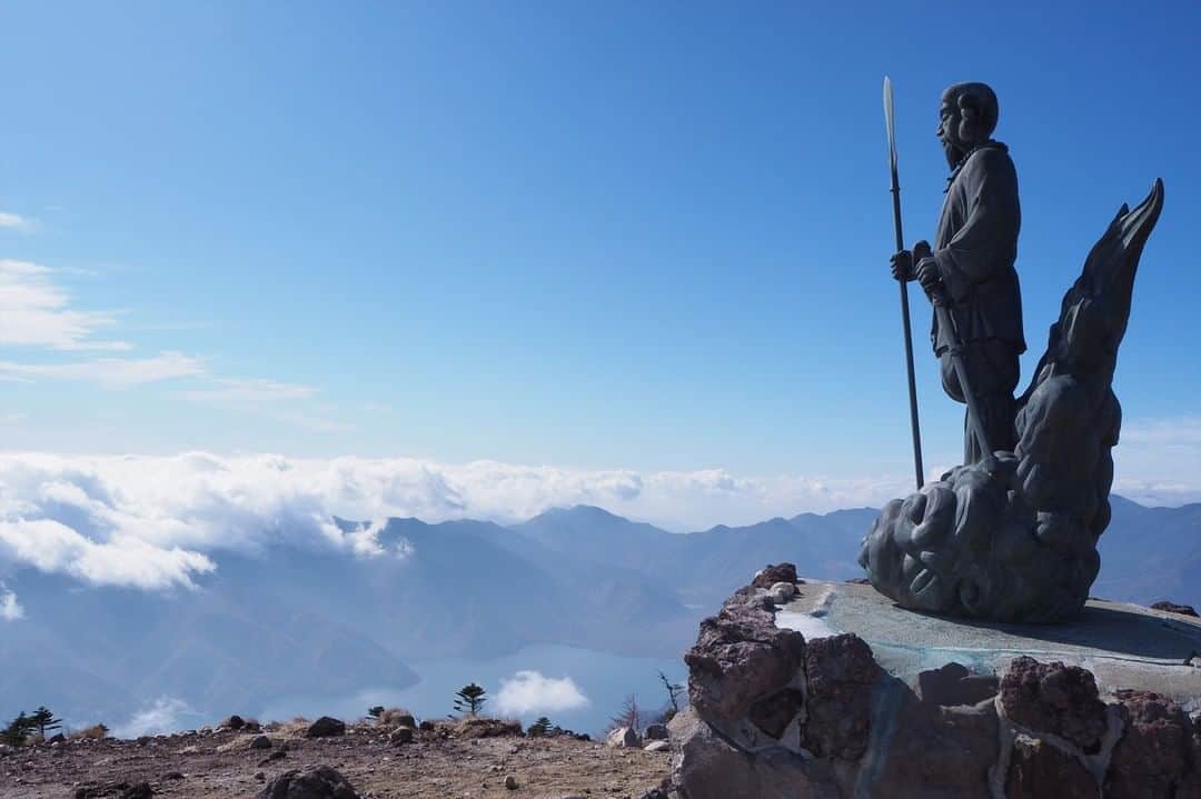 のインスタグラム：「. . 🚩Mt.Nantai - Nikko, Tochigi . . [How about climbing the magnificent Mt. Nantai in Oku-Nikko?] . Mt. Nantai, located in the Oku-Nikko Area of Nikko City, Tochigi Prefecture, is a mountain that is representative of the Nikko mountain range at 2,486 meters above sea level. Mt. Nantai itself has become an object of worship, and at its top is Nikko Futarasan-jinja Shrine's Okumiya (rear shrine).  Climbing this mountain can be enjoyed from May to October. It takes approx. 8 hours to go to the top and back from the trailhead at the Chugushi of Nikko Futarasan-jinja Shrine, by Lake Chuzenji. From the top you can enjoy the wide views of Oku-Nikko's nature.  Oku-Nikko also has many accommodations where you can enjoy the hot spring water from Yumoto-Onsen. NIKKO PASS ALL AREA is valid for 4 days, so it can also be used for long stays.  Photos provided by: Nikko Nature Science Museum @nikkonsm . #visituslater #stayinspired #nexttripdestination . . #tochigi #nikko #okunikko #lakechuzenji #mtnantai #nantaisan #japantrip #travelgram #tobujapantrip #unknownjapan #jp_gallery #visitjapan #japan_of_insta #art_of_japan #instatravel #japan #instagood #travel_japan #exoloretheworld #ig_japan #explorejapan #travelinjapan #beautifuldestinations #nikkofutarasanshrine  #japan_vacations #nikko_japan #japanlandscape」