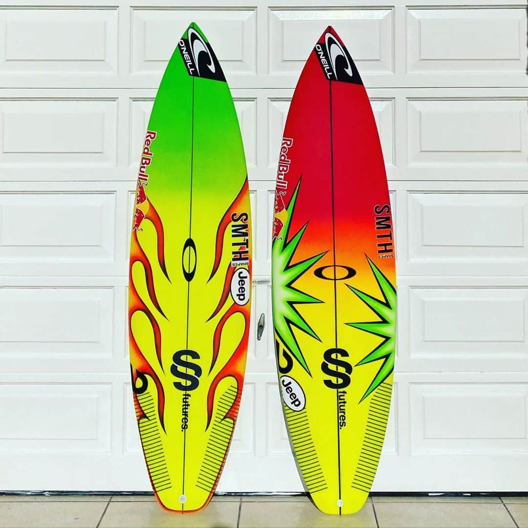 ジョーディ・スミスのインスタグラム：「Frothing on these bright @smthshapes Maytrix (left) Volume (right)」