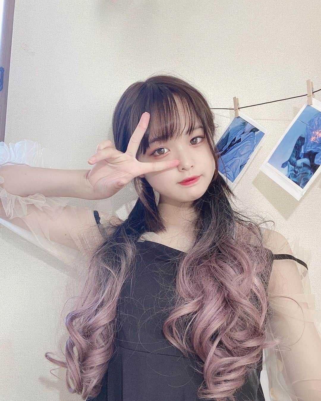 野口花鈴のインスタグラム：「#エクステ #のようなやつ #高1 #高校生 #jk #jk1 #fjk #韓国服 #韓国コーデ #ファッション」