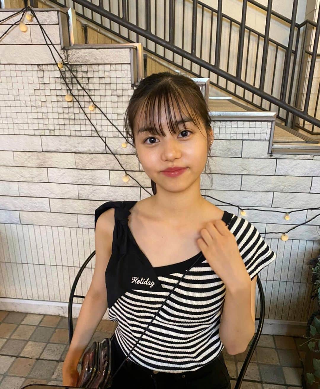 陣ノ内柚来さんのインスタグラム写真 - (陣ノ内柚来Instagram)「2枚目新しいプロフィール画像にしようかな~と。 ・ 写真の時だけマスク外してます🌱 ・ ・ #ワンショルダー #クリアバッグ #他撮り #ノーマルカメラ #ゆららんど #陣ノ内柚来 #jkブランド #プラチナムプロダクション #followme #Instagood #fjk #モデル #fashion #ファッション #normalcamera #model #フォロー歓迎 #ootd #お洒落さんと繋がりたい #jk」8月19日 8時52分 - yura_world