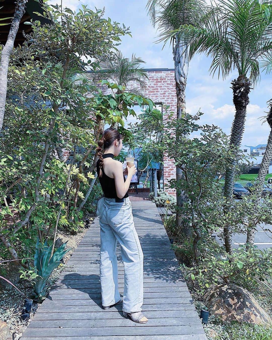 ONIJUS COFFEE VILLAGEのグルメインスタ