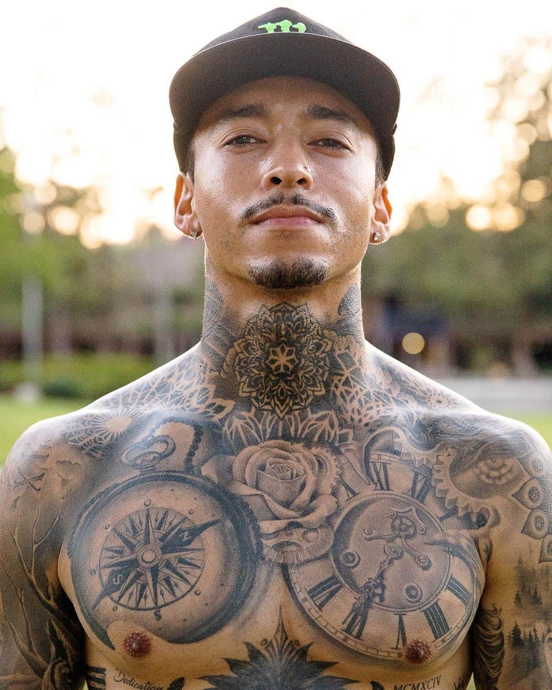 ナイジャ・ヒューストンのインスタグラム：「Don’t ever classify me as a contest guy. I’m a street skater! I live for this shit😤 @thrashermag」