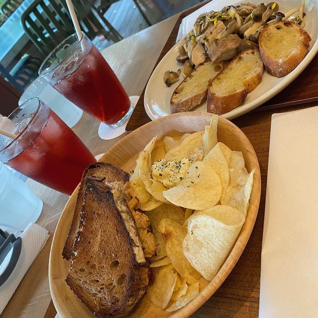 高井千帆のグルメインスタ