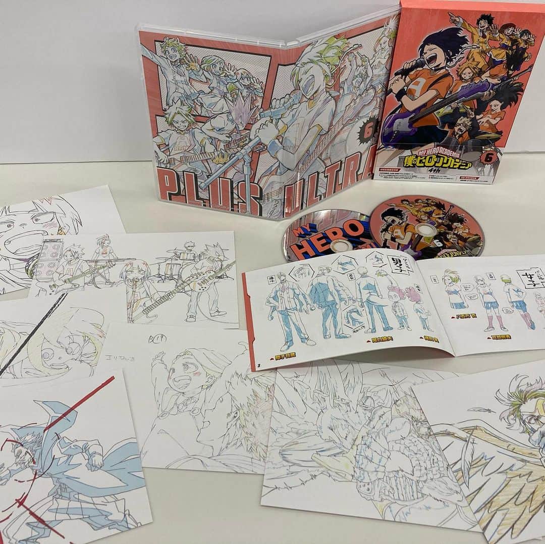 のインスタグラム：「今日8/19(水)『#僕のヒーローアカデミア』TVアニメ4期Blu-ray&DVD最終第6巻発売!  Today, August 19th "#MyHeroAcademia" TV animation 4th season Blu-ray & DVD no.6 released in Japan! #ヒロアカ #myheroacademia #heroaca_a #bluray #DVD #アニメ #anime #漫画 #マンガ #comic #週刊少年ジャンプ #ジャンプ #shonenjump」