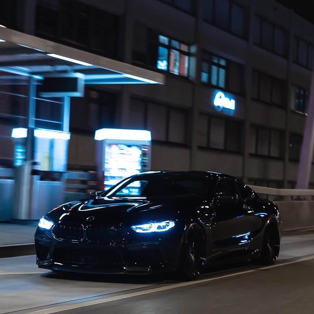 CARLiFESTYLEさんのインスタグラム写真 - (CARLiFESTYLEInstagram)「Murdered M8 Competition in the streets of Zürich Switzerland. Photo by @srs_swissrichstreets #carlifestyle @zedsly」8月19日 12時04分 - carlifestyle