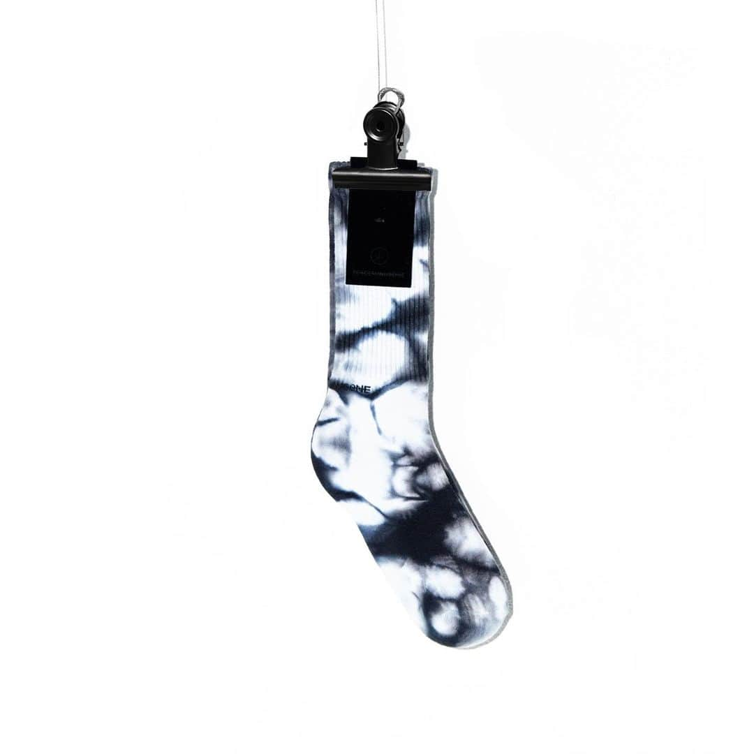 PEACEMINUSONEさんのインスタグラム写真 - (PEACEMINUSONEInstagram)「PMO®➖TIE-DYE SOCKS #1 BLACK」8月19日 12時08分 - peaceminusonedotcom