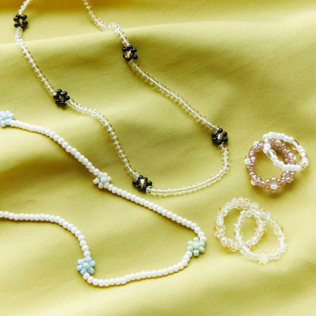 WEGOさんのインスタグラム写真 - (WEGOInstagram)「ㅤㅤㅤㅤㅤㅤㅤㅤㅤㅤㅤㅤㅤㅤ ✔beads accessory ￥659(tax in)～ ㅤㅤㅤㅤㅤㅤㅤㅤㅤㅤㅤㅤㅤㅤ #WEGO #ウィゴー #summer #fashion #beads #ビーズ #accessory #アクセサリー #ladies #レディース」8月19日 12時33分 - wego_official