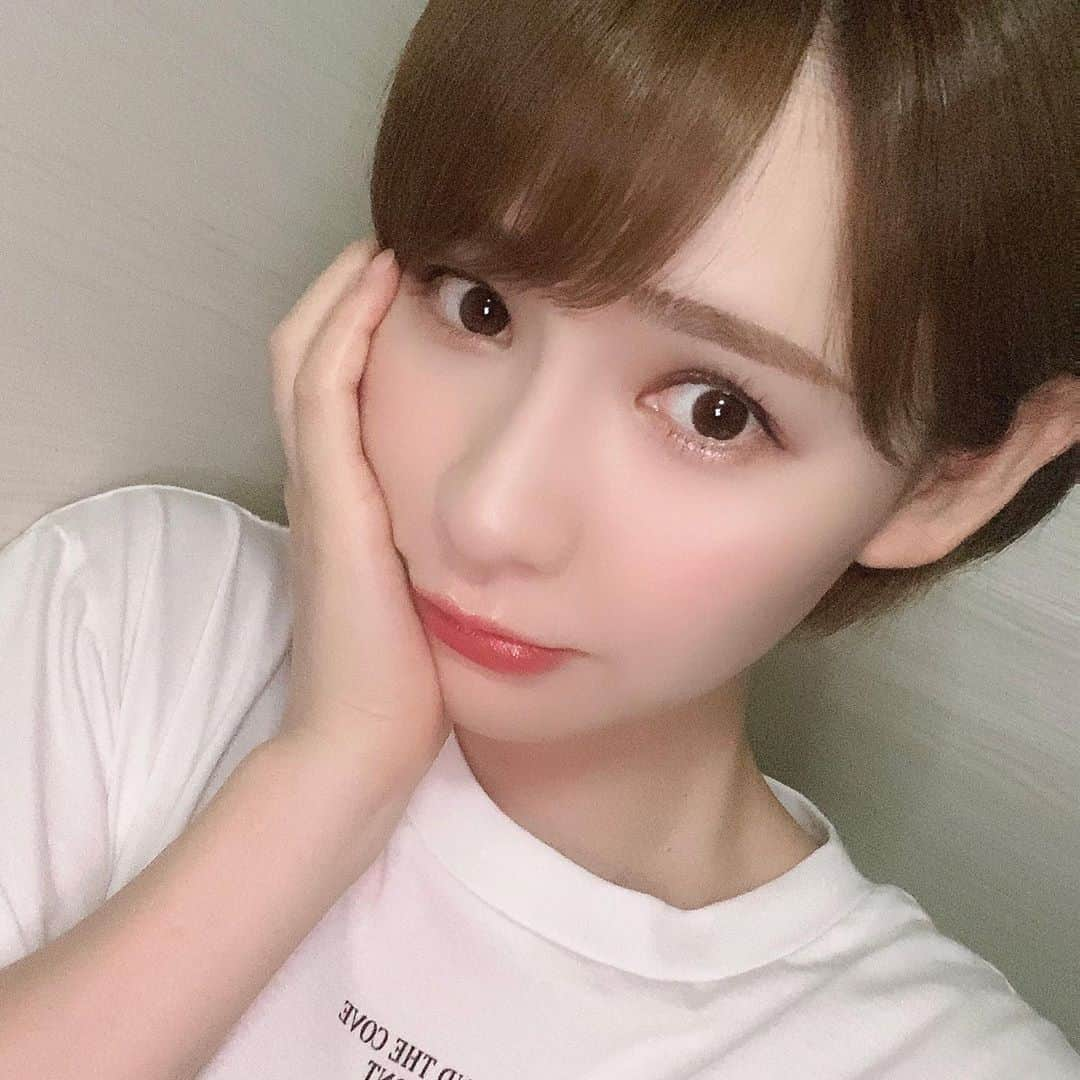 永棟安美さんのインスタグラム写真 - (永棟安美Instagram)「新しいアイシャドウが良い感じ✨﻿ ﻿ ﻿ ﻿ 今更7月のお気に入り出してもいい？﻿ 来週末8月のお気に入り出すから😣💭 (YouTubeの話、、)﻿ ﻿」8月19日 13時06分 - ami_nagamune