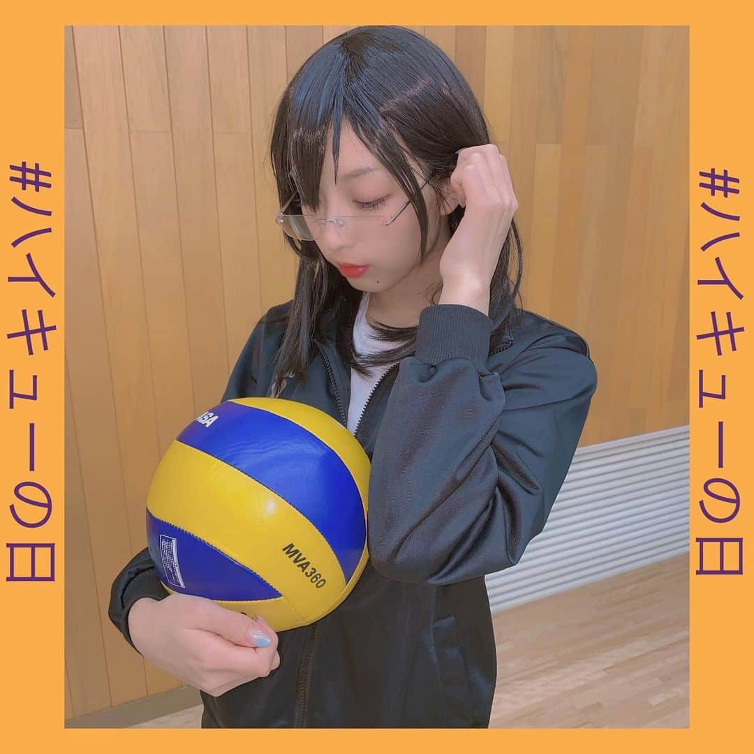 藤堂ラナさんのインスタグラム写真 - (藤堂ラナInstagram)「#ハイキューの日  . . 清水潔子さん🏐♥ 似せれてないけど雰囲気だけ🤔 . . . #ハイキュー #コスプレ  #清水潔子」8月19日 14時10分 - lanamaru