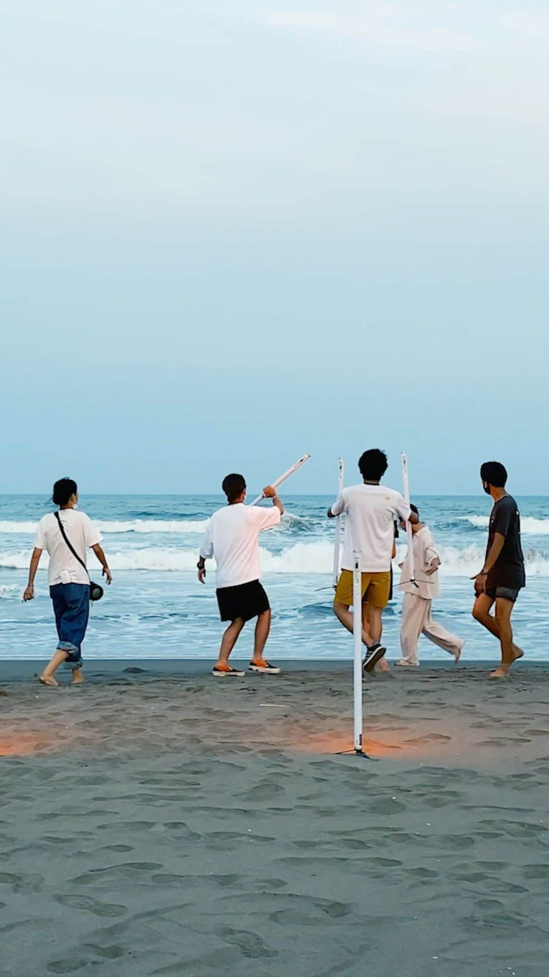 のインスタグラム：「ミュージックビデオのメイキング動画です！  KEN THE 390  Summer Vacation feat. PES, Ymagik (Prod. Shin Sakiura)」