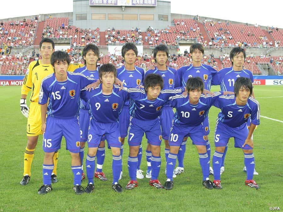 日本サッカー協会さんのインスタグラム写真 - (日本サッカー協会Instagram)「【#OnThisDay】2007.8.19🔙 ・ FIFAU－17ワールドカップ韓国2007 GS第1戦 #U17日本代表 3-1 U-17ハイチ代表 📍光陽／韓国 ⚽#岡本知剛 #河野広貴 #柿谷曜一朗 ・ 13年前の今日。3大会ぶりにアジア予選を突破した日本は、初戦ハイチに勝利。その後優勝したナイジェリア、フランスに敗れ、グループリーグ突破とはならなかった。 ・ #U17日本代表 招集メンバー ・ #廣永遼太郎 #金井貢史 #鈴木大輔 #甲斐公博 #高橋峻希 #岡本知剛 #吉田豊 #柿谷曜一朗 #八反田康平 #山田直輝 #水沼宏太 #益山司 #米本拓司 #河野広貴 #大塚翔平 #齋藤学 #端戸仁 #原裕太郎 #田中裕人 #奥井諒 #吉田智志 ・ #jfa #daihyo #U17WC」8月19日 14時30分 - japanfootballassociation