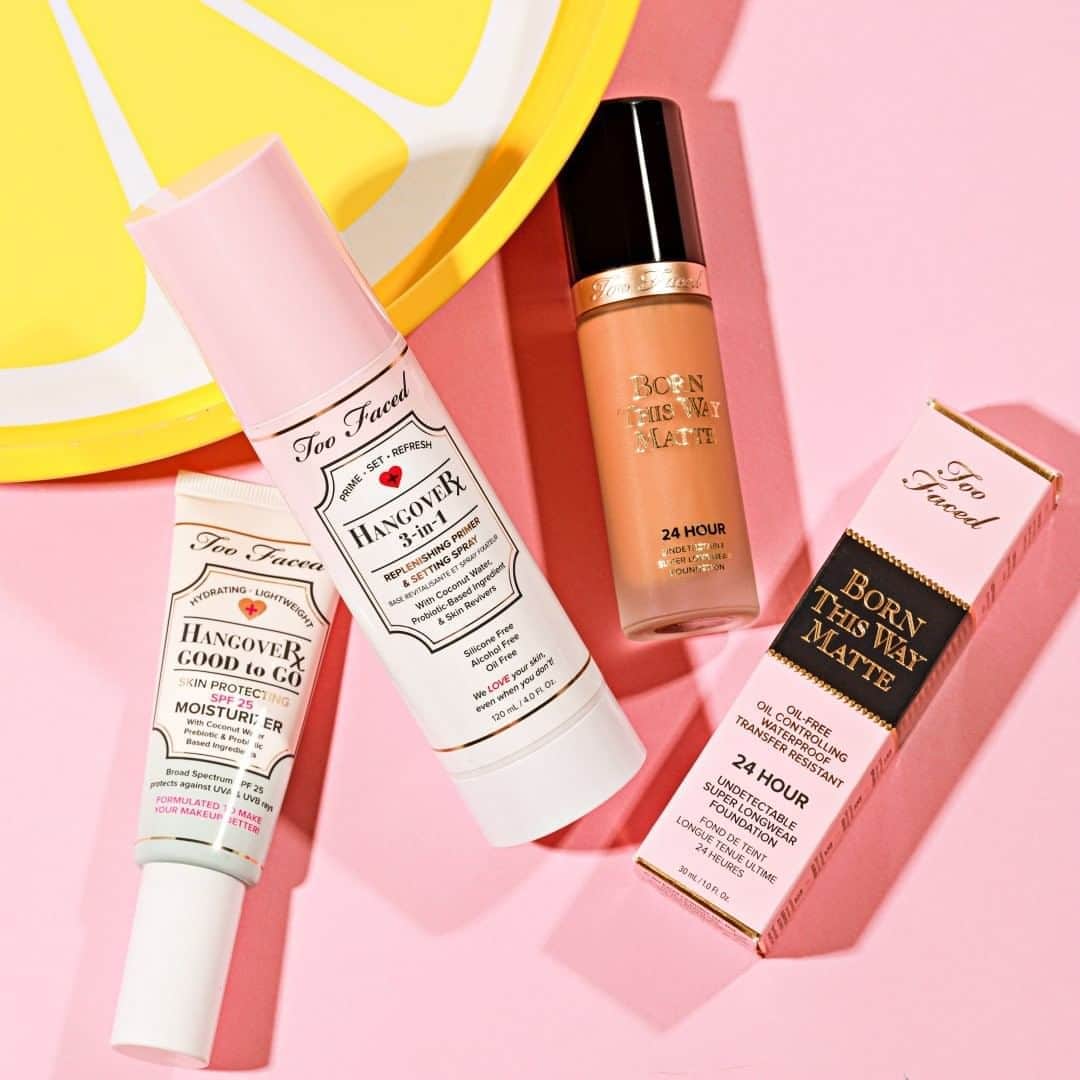 Too Facedさんのインスタグラム写真 - (Too FacedInstagram)「Our 🔑  to surviving summer heat. Stay matte all day with our oil-free, sweat-resistant, & humidity-resistant 24-Hour Born This Way Matte Foundation. ☀️ Tap to shop! @sephora #toofaced」8月20日 0時11分 - toofaced