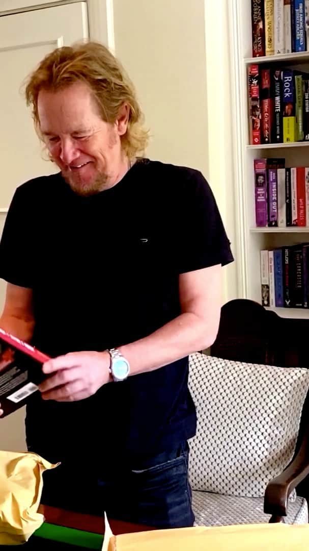 エイドリアン・スミスのインスタグラム：「A few days ago I received the best parcel of 2020 so far... the first copy of my shiny new book!  Pre-order ahead of the September 3 release at irnmdn.co/adrian   (UK folks, if you choose the Waterstones option, they're running a prize draw to win fishy merch!)」