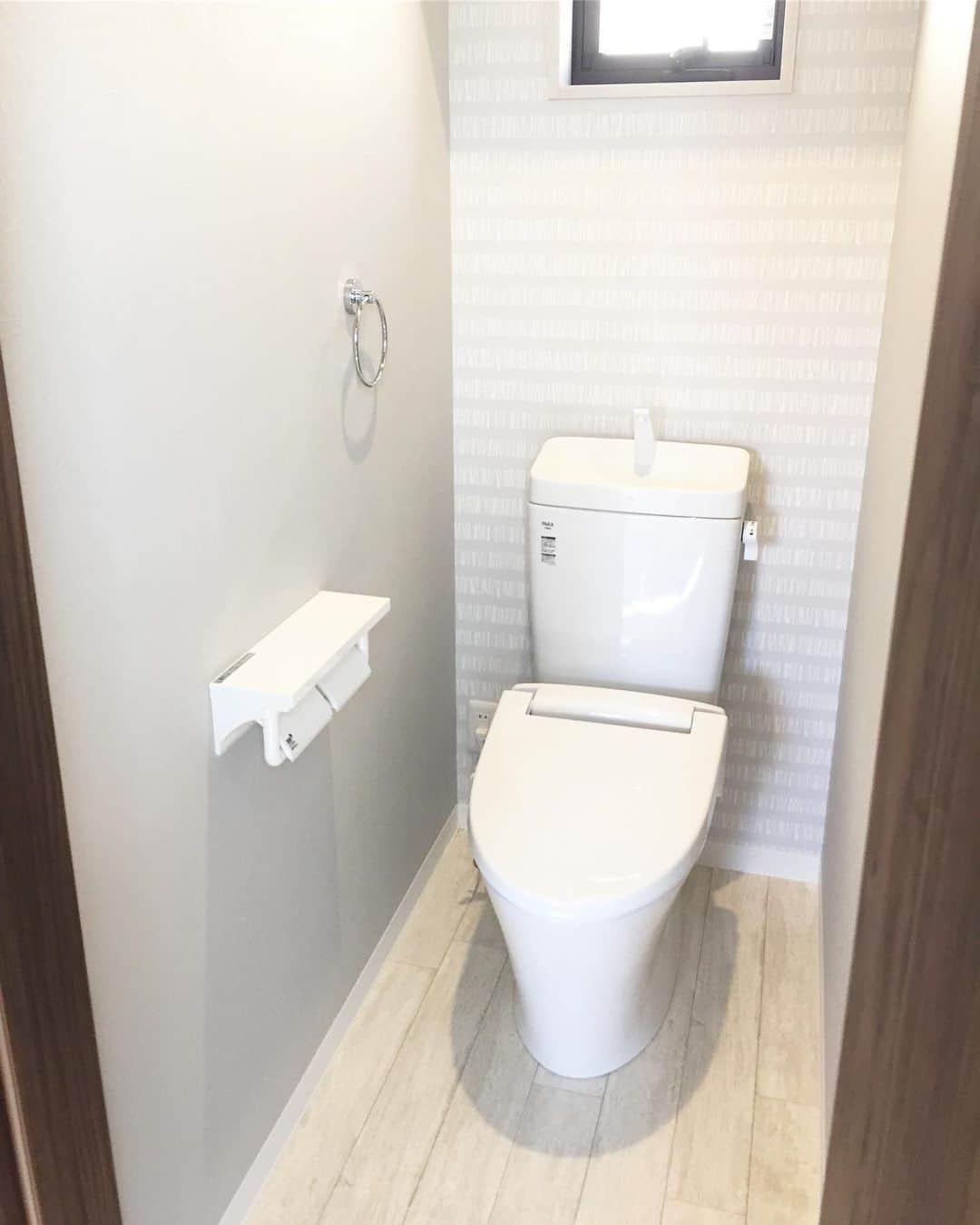 株式会社 元氣建設のインスタグラム：「#マイホーム #一戸建て #インテリア #ダイニング #キッチン #和室#家づくり#モデルハウス #元氣建設 #元気建設 #リフォーム #リノベーション #ショールーム #住宅 #新築 #外観 #注文住宅 #自由設計 #大阪 #木目 #和#カウンターキッチン #myhome #玄関ポーチ#interior #showhome #instahome」