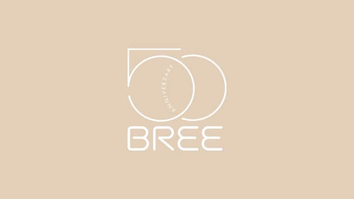 ブリーのインスタグラム：「BREE - 50 years - 50 bags - 50 stories  . . . Special thanks to  @simonlohmeyerphoto  @the_smiling_wolves   #50yearsofbree #anniversary #breesince1970 #madetomakeadifference #breevolution #handbags #leatherbags #purequality #purefashion #sustainablefashion」