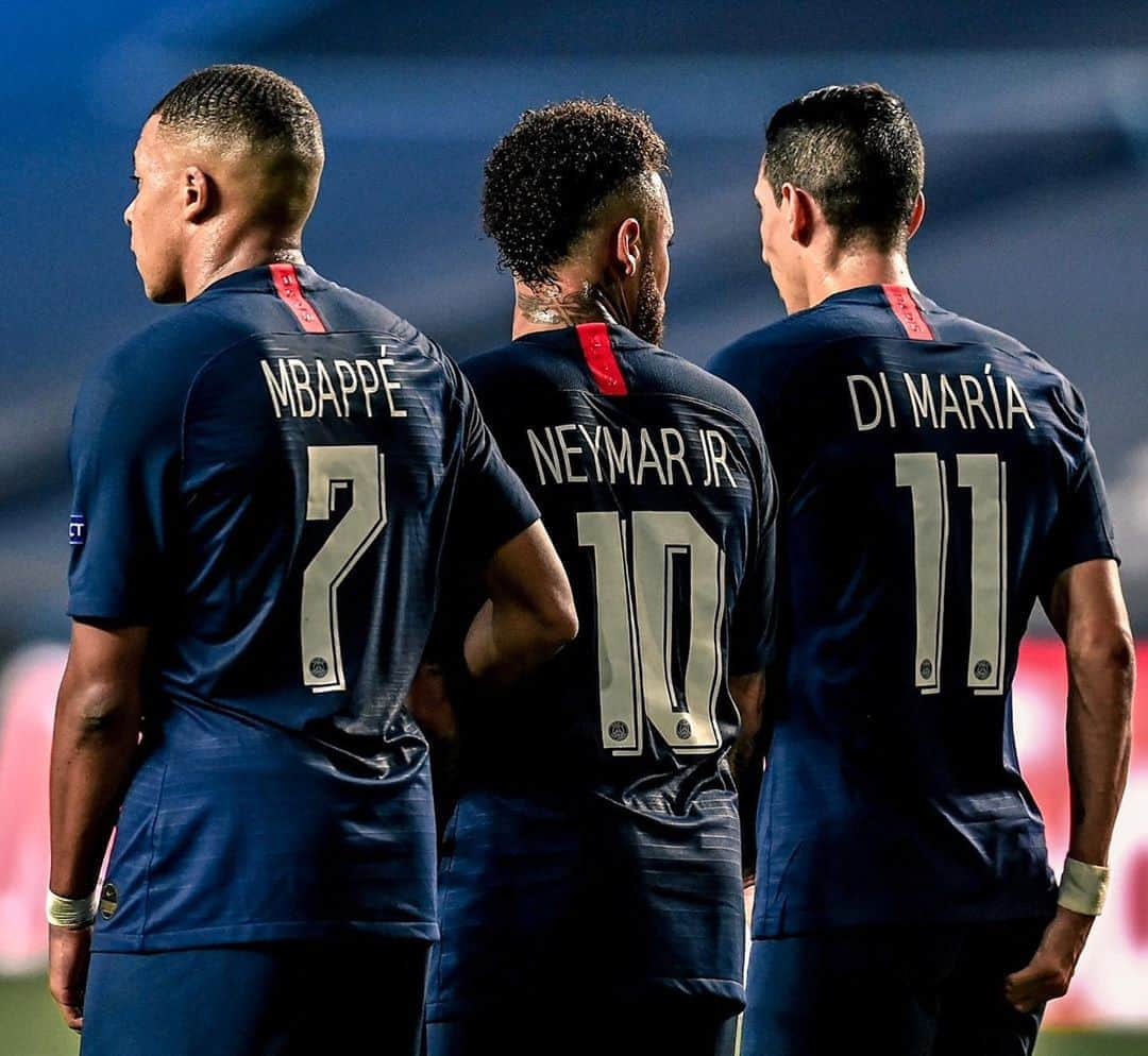 リーグ・アンさんのインスタグラム写真 - (リーグ・アンInstagram)「🇫🇷🇧🇷🇦🇷 Le meilleur trio d'Europe 🇪🇺 ?   The best trio in Europe 🇪🇺 ?  • • #ChampionsLeague #Mbappe #Neymar #DiMaria #PSG #ParisSG #ParisSaintGermain」8月19日 18時35分 - ligue1ubereats