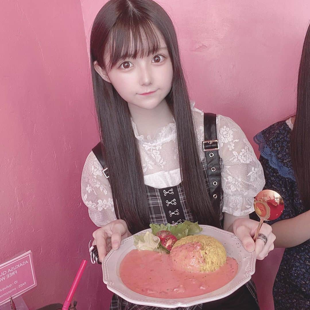 山本あこのインスタグラム：「ちがうのはスプーンの持ち方だけです  #スリジエ #山本あこ」