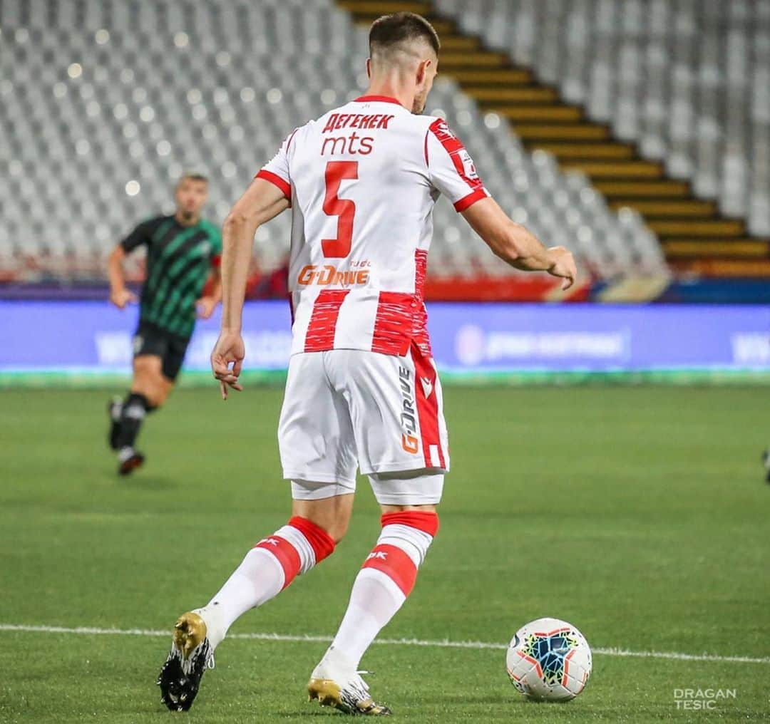 ミロシュ・デゲネクさんのインスタグラム写真 - (ミロシュ・デゲネクInstagram)「🔴⚪️⚽️」8月19日 19時08分 - milosdegenek