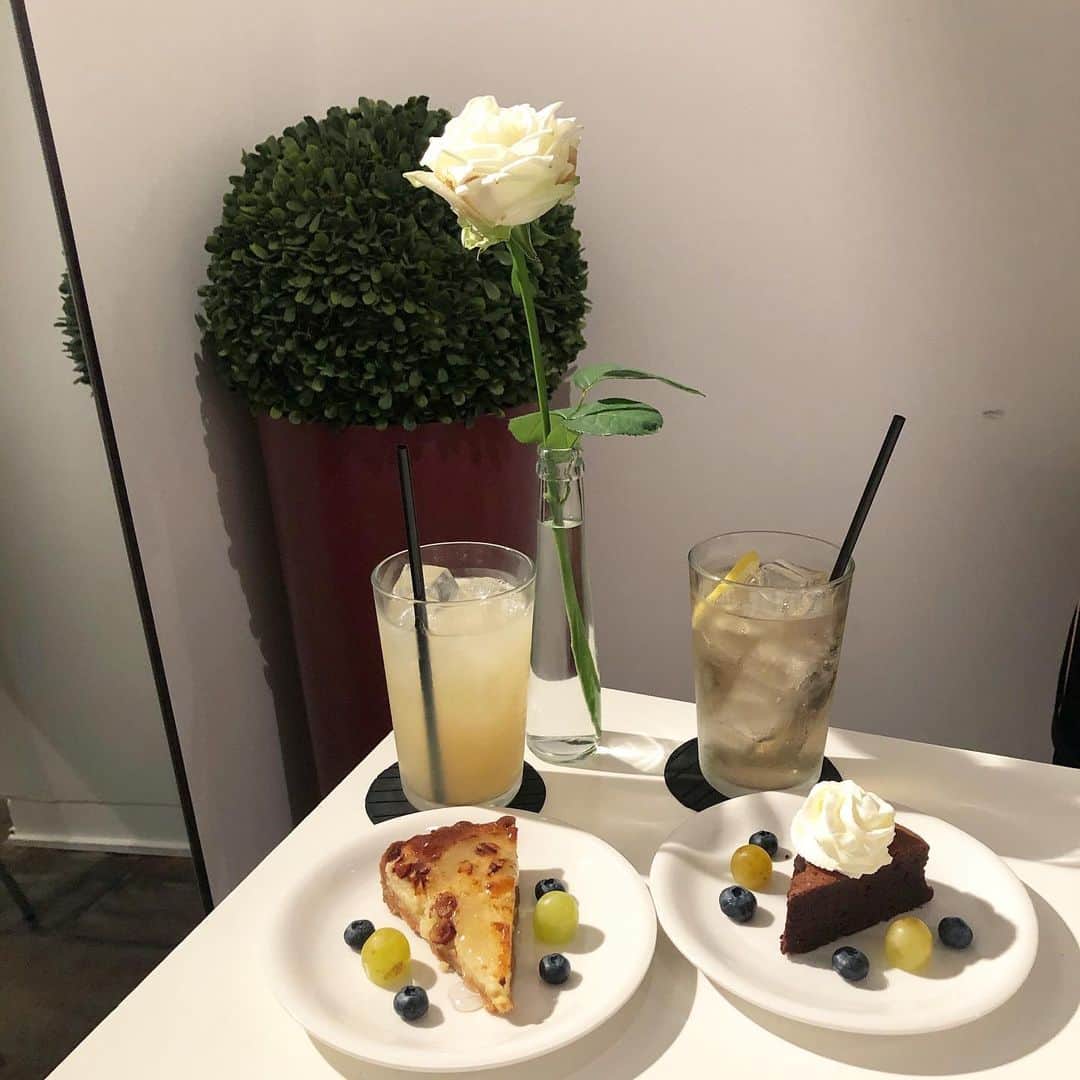 内海里来のグルメインスタ