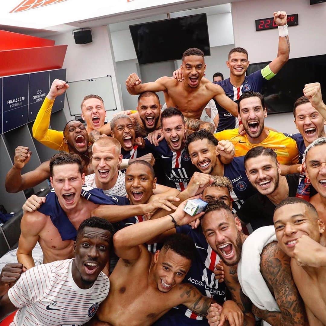 UEFAチャンピオンズリーグさんのインスタグラム写真 - (UEFAチャンピオンズリーグInstagram)「Raw emotion. This is what it feels like to reach a #UCLfinal!  📸 @psg   #UCL」8月19日 19時23分 - championsleague