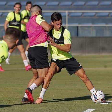 フアン・パブロ・アニョル・アコスタのインスタグラム：「💪🏻⚽️」