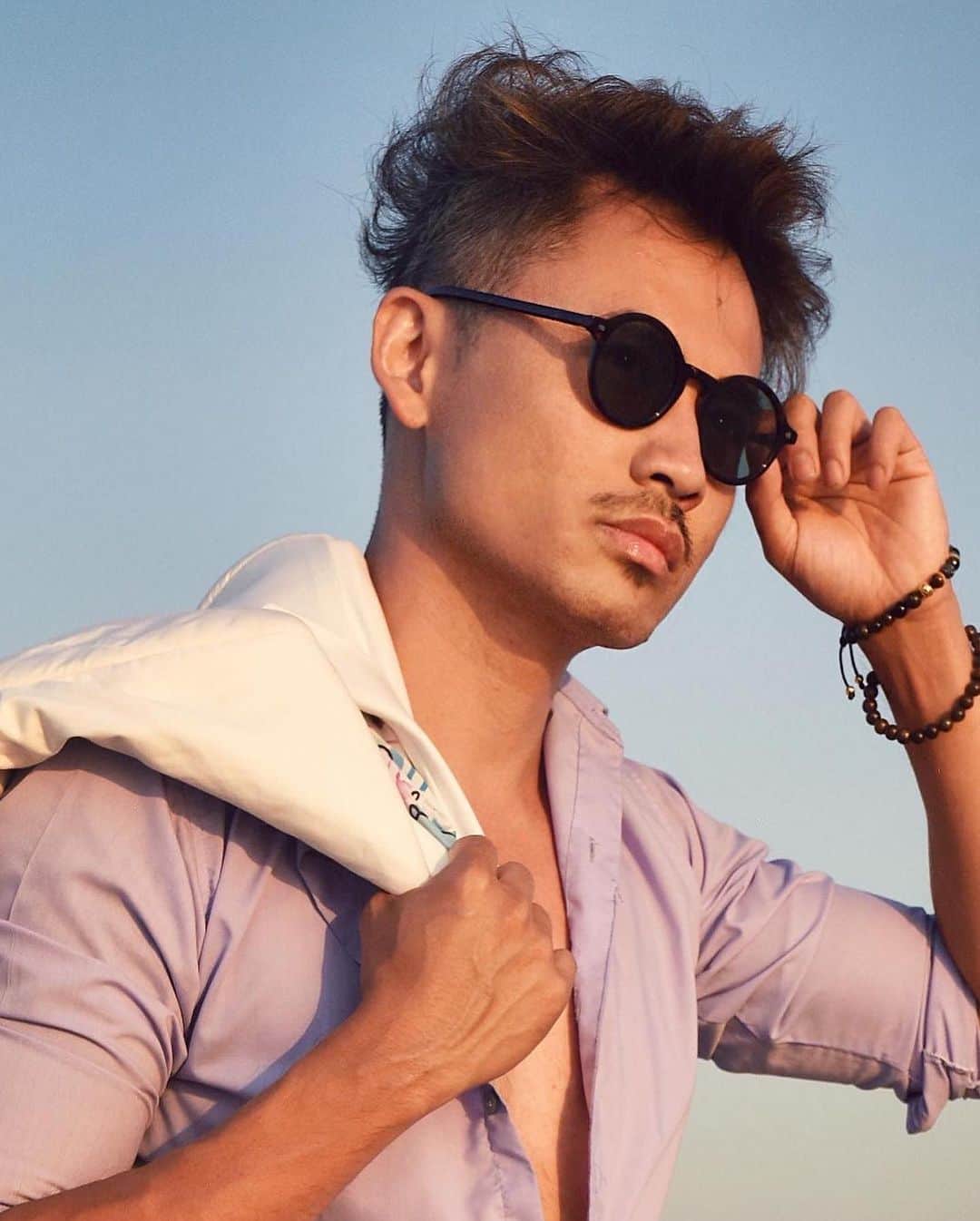 STYLE4GUYSさんのインスタグラム写真 - (STYLE4GUYSInstagram)「It’s all about Details & Quality @christophercloos 💎 Timeless yet Modern, the Sunglasses from @Christophercloos💥that will dress up a contemporary outfit. Sophisticated , Elegant & Effortless style👌. 📸 @StylebyTommy」8月19日 19時45分 - style4guys