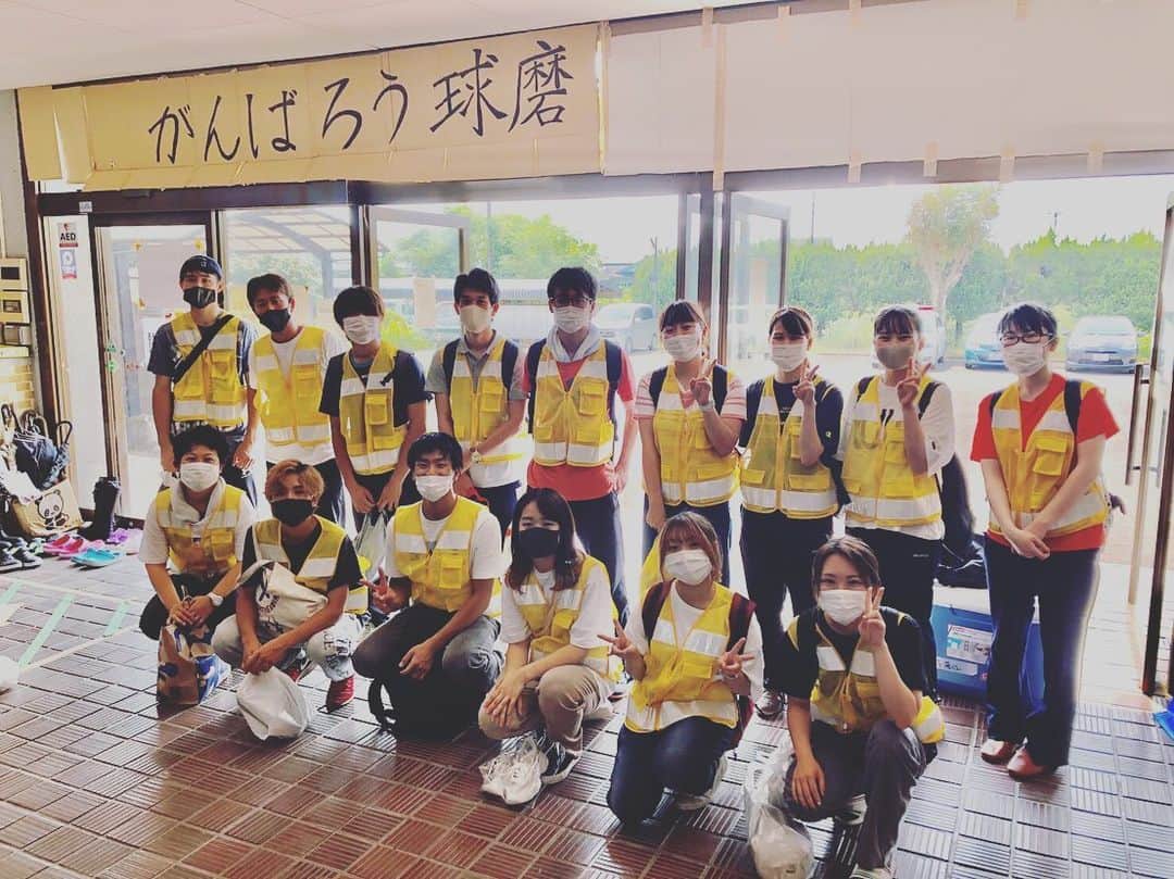Kumamoto COC+のインスタグラム：「今日のボランティアは、避難所となっている多良木高校の整備作業でした。お疲れ様でした。機構引率の学生ボランティアは日本財団学生ボランティアセンターの支援を受けて活動しています。 #熊本大学 #学生ボランティア #gakuvo #多良木高校」