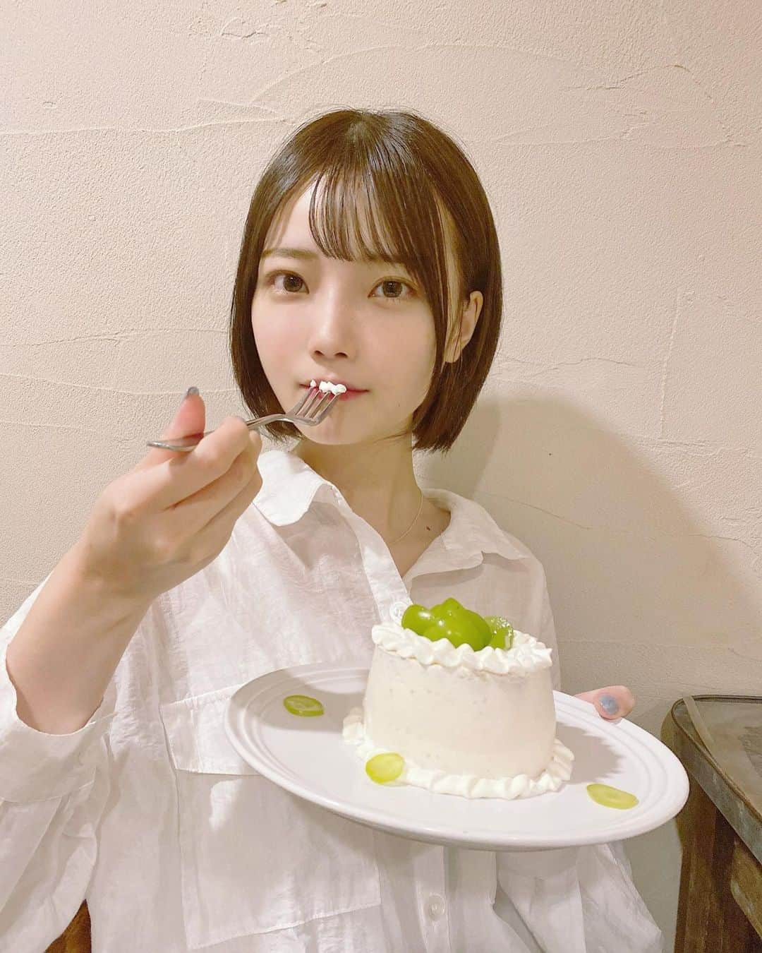 新谷姫加さんのインスタグラム写真 - (新谷姫加Instagram)「. . . もう何度も行っている大好きなカフェ☺︎ 今日は下北散歩して古着getしました。 . . .」8月19日 20時14分 - hime._.gram