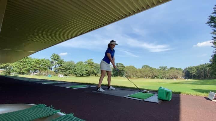 青木茉里奈のインスタグラム：「ラウンド後の貸切練習⛳️🍃 ・ ・ ・ #golf #大利根カントリークラブ #茨城県  #ありがとうございました #感謝」