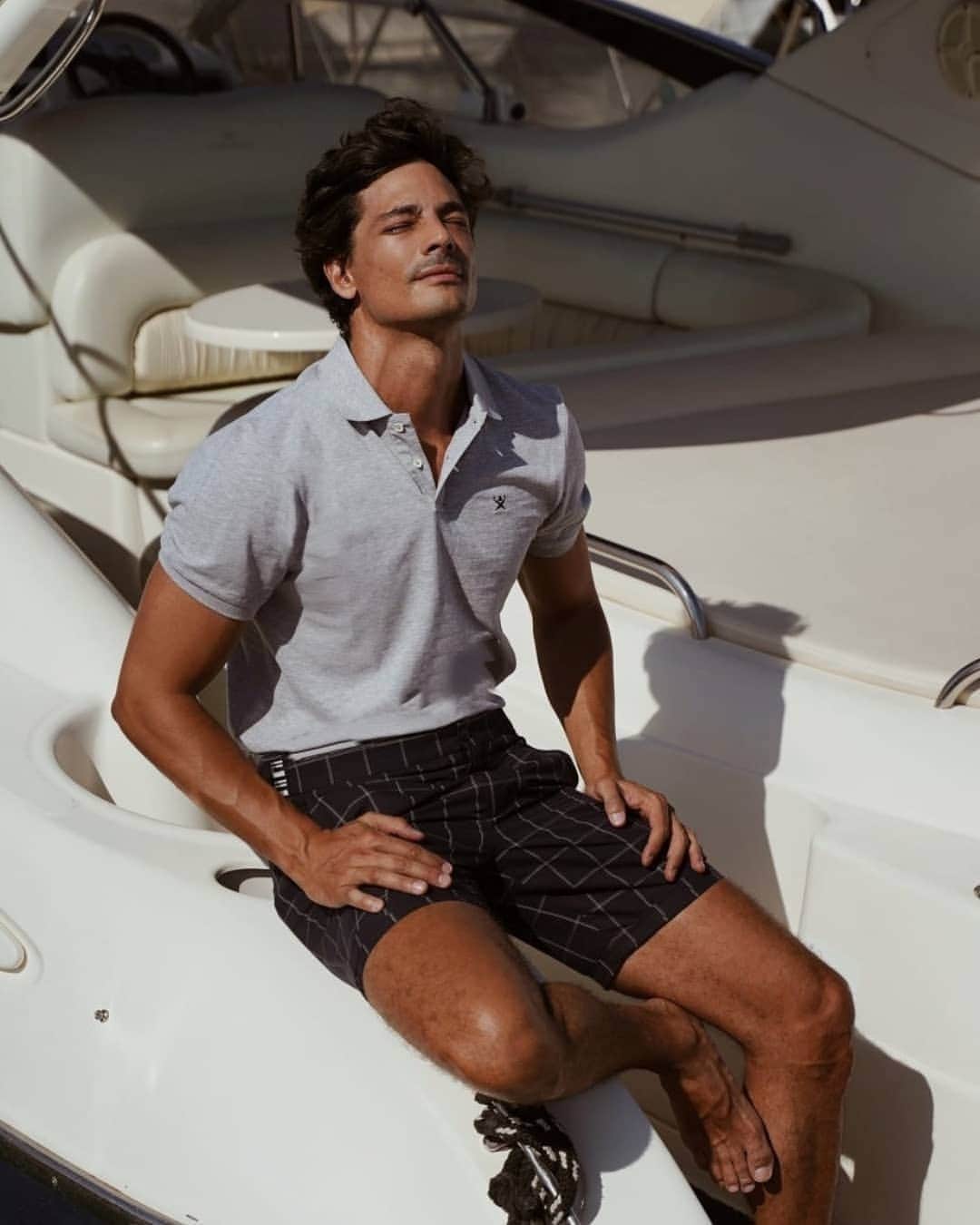 ハケットのインスタグラム：「A bold summer by @javierdemiguel_ . Whatever your plans are this summer, never forget about those key summer fashion essentials. Explore shorts, swim shorts, shirts and more by clicking the link in bio. #STAYHackett」