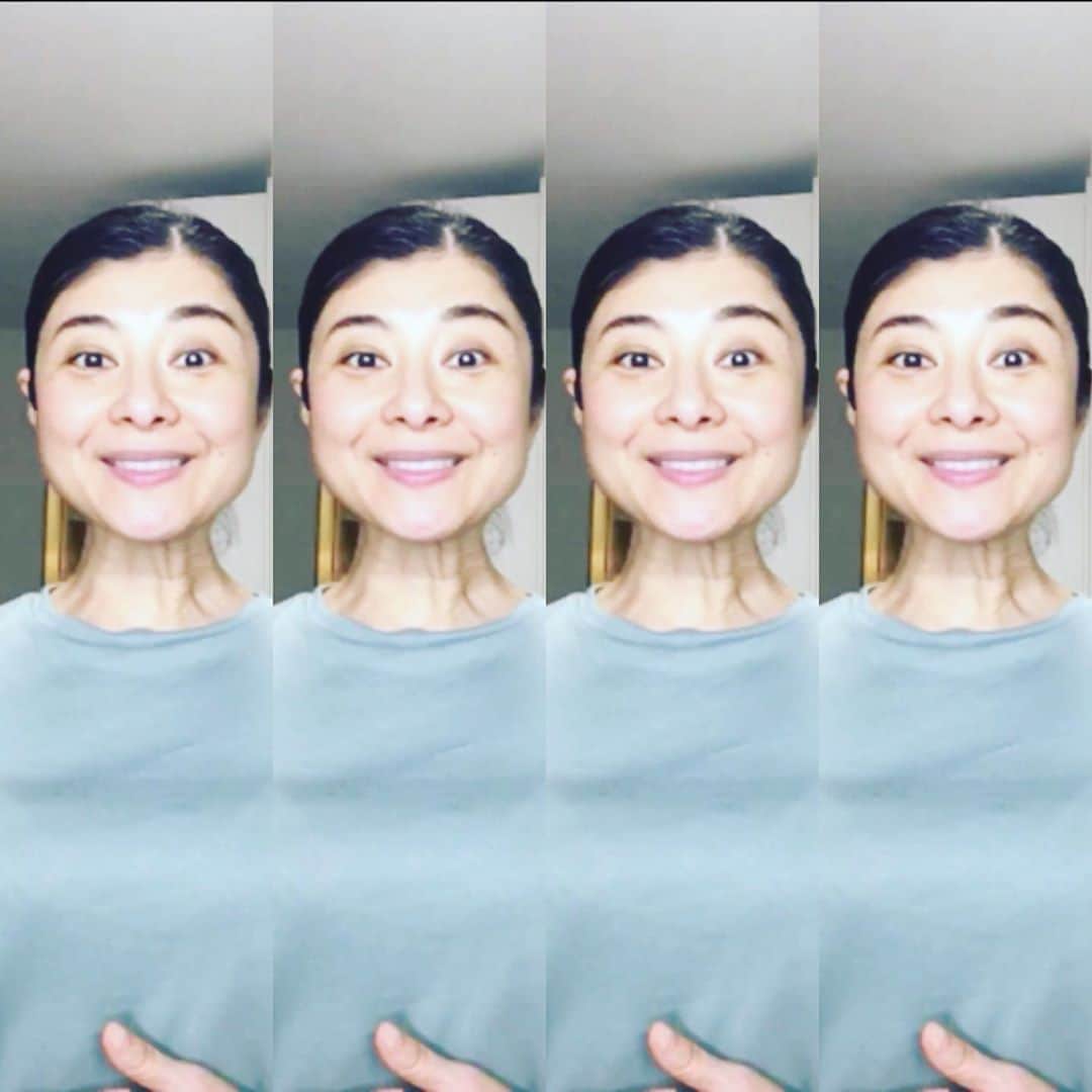 間々田佳子のインスタグラム：「DMM間々田ライブ終了 今回のテーマは二重アゴ解消🥊 みなさんご参加、ありがとうございました😊💕 みんなと一緒にいつも顔を動かす！ 楽しいです！  またよろしくです！  #間々田佳子  #dmm間々田サロンメンバー #dmm間々田サロンメンバー募集中」