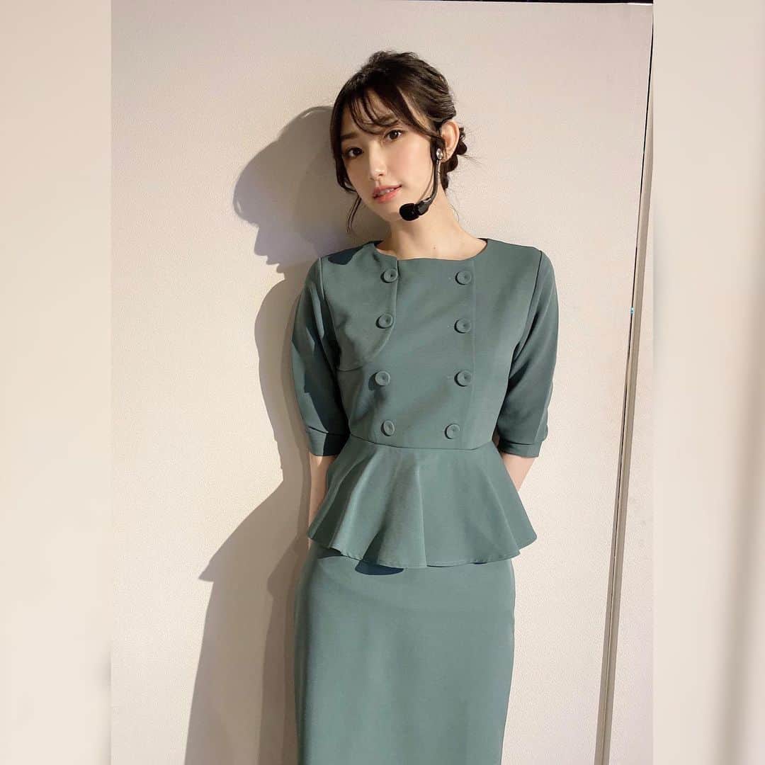 黒田瑞貴のインスタグラム：「GGC最後の衣装はこんな感じでしたー！ コメンテーターとして出演させて戴きました！みなさん楽しい2週間をありがとうございました💕 #fashion #valorant #ggc_2020 #gamer #ゲーマー女子 #dressup #ootd #ootdfashion」