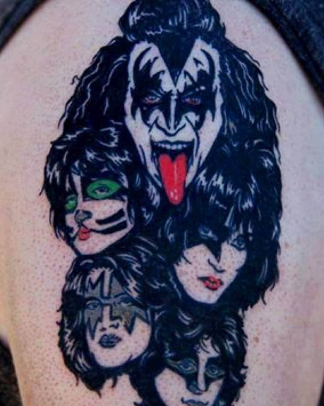 KISSさんのインスタグラム写真 - (KISSInstagram)「#KISSTattoos #KISSARMYROCKS   Do you have a #KISS tattoo, #KISSARMY? We'd love to see it! Show us on the letters page  at KISSOnline.com.」8月19日 22時32分 - kissonline