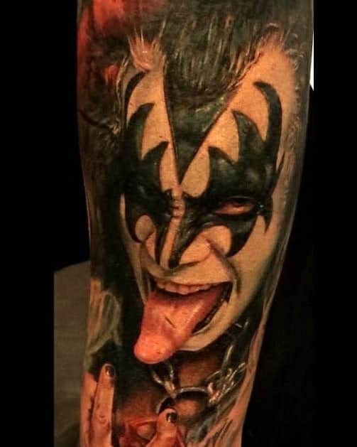 KISSさんのインスタグラム写真 - (KISSInstagram)「#KISSTattoos #KISSARMYROCKS   Do you have a #KISS tattoo, #KISSARMY? We'd love to see it! Show us on the letters page  at KISSOnline.com.」8月19日 22時32分 - kissonline