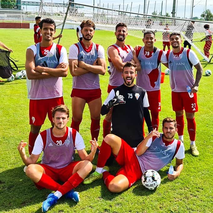 のインスタグラム：「Meus Bandidos 🏴‍☠️」