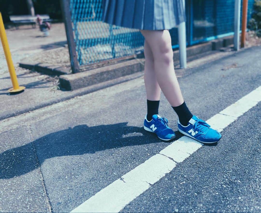 赤杖まりんのインスタグラム：「はやく夏おわってくれ しんでしまう」