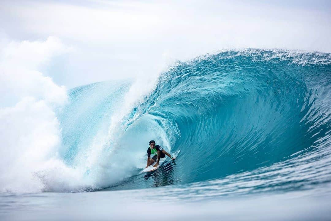 レッドブルさんのインスタグラム写真 - (レッドブルInstagram)「can we get a BIG round of applause for the @redbullphotography photographers 👏👏  without them, these eye-catching moments would NEVER be seen 👀 📸 swipe for some of our fave moments from the last few years ➡️  #redbull #givesyouwings #worldphotographyday #photography」8月19日 23時18分 - redbull