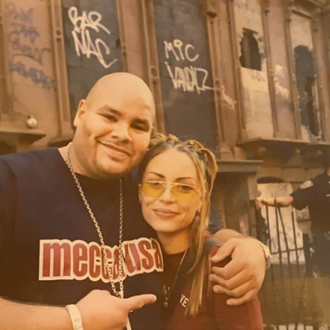 アンジー・マルチネスのインスタグラム：「joeeeyyy!!! its so crazy, we literally grew up in this game together with no real road map on how to navigate thru this shit... and somehow we survived, we thrived and are still growing! 🥂 i wish u more life! more love! more blessings! & the happiest of birthdays!! u deserve it all! 🎂🥳💙 love u brother! @fatjoe」
