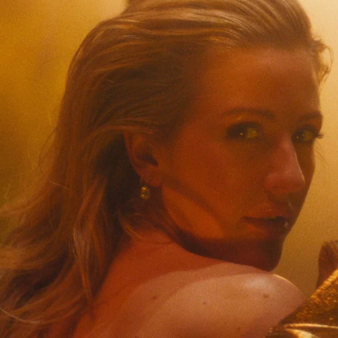 Vevoさんのインスタグラム写真 - (VevoInstagram)「Ladies and gentlemen, welcome to the main event! 🥊 In this corner, @elliegoulding's new music video for "Love I’m Given." Watch it now! ⠀⠀⠀⠀⠀⠀⠀⠀⠀ ▶️[Link in bio]#EllieGoulding #LoveImGiven」8月20日 9時40分 - vevo