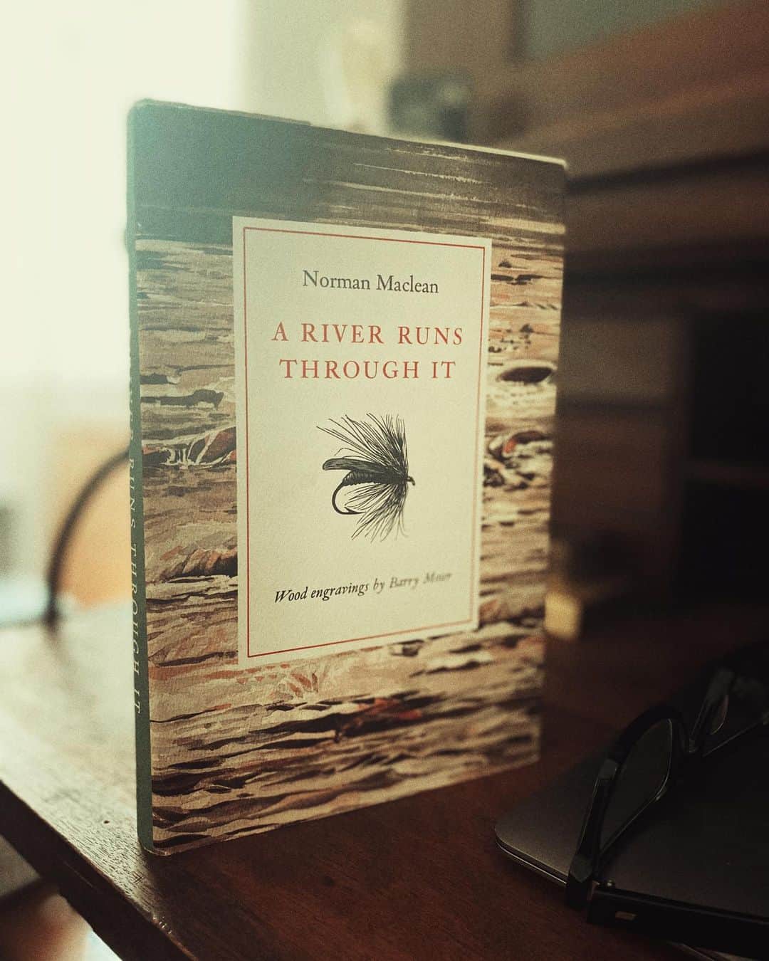 のインスタグラム：「The one that always brings me back. #normanmaclean   Eventually, all things merge into one, and a river runs through it. The river was cut by the world's great flood and runs over rocks from the basement of time. On some of the rocks are timeless raindrops. Under the rocks are the words, and some of the words are theirs.  I am haunted by waters. Norman Maclean」