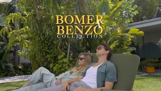アシュレイ・ベンソンのインスタグラム：「My new collection with @priverevaux that I designed with @mattbomer is out today! 5 new frames that are gender neutral and inspired by some of our favorite movies. #bomerxbenzo #linkinbio」
