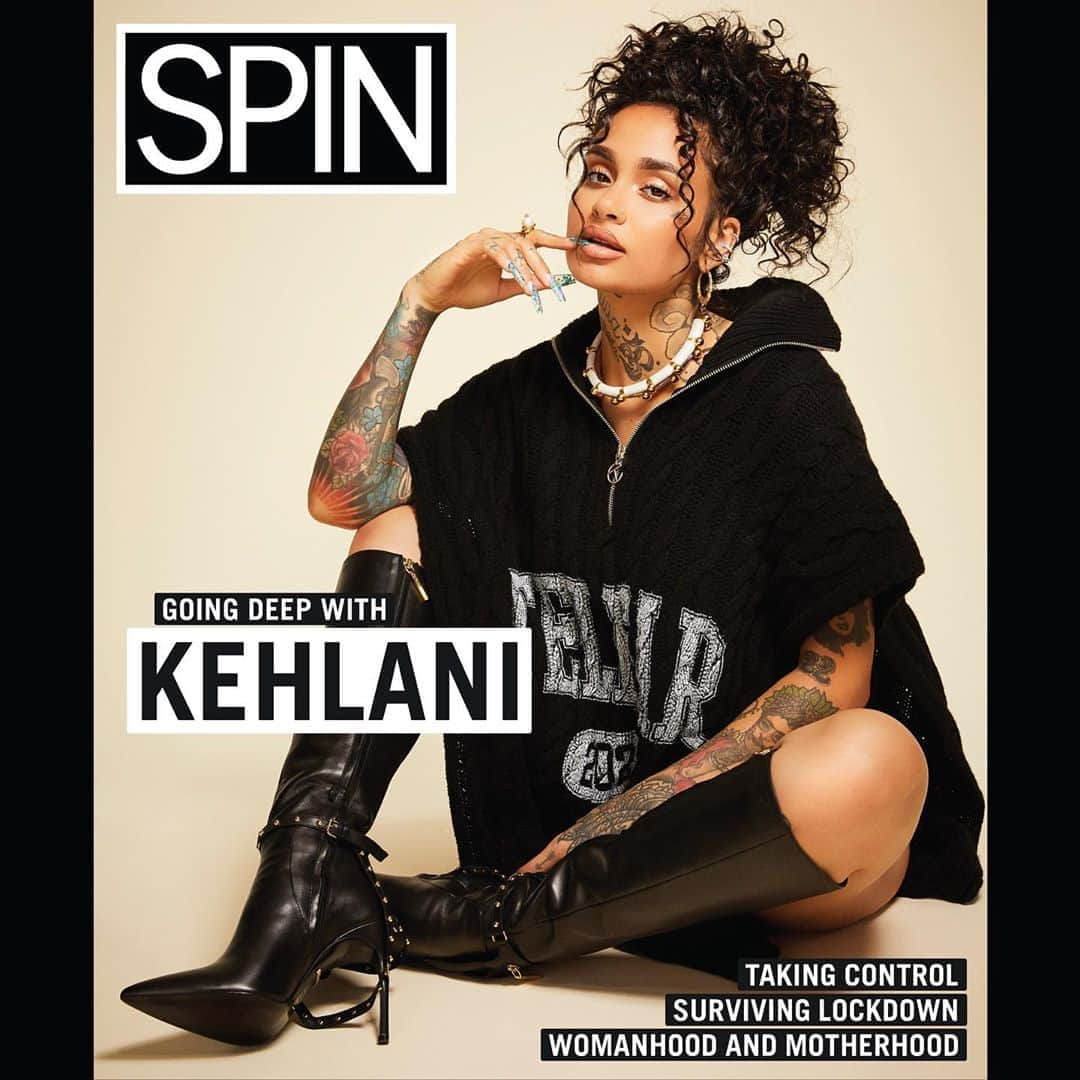 ケラーニさんのインスタグラム写真 - (ケラーニInstagram)「cover of @spinmag wit black owned brands across the board 🔒  Photographer: @noah_schutz  Stylist: @scotlouie Designer: @telfarglobal Shoes: @thekendallmiles Jewelry: @khiryofficial Hair: @kahhspence Makeup: @kehlani Manicure: @masterweenay Writer: @gerrickkennedy Creative Director: @dannykleinmusic Studio: @hubblestudio #spincoverstory #spinmagazine #spin」8月20日 4時07分 - kehlani