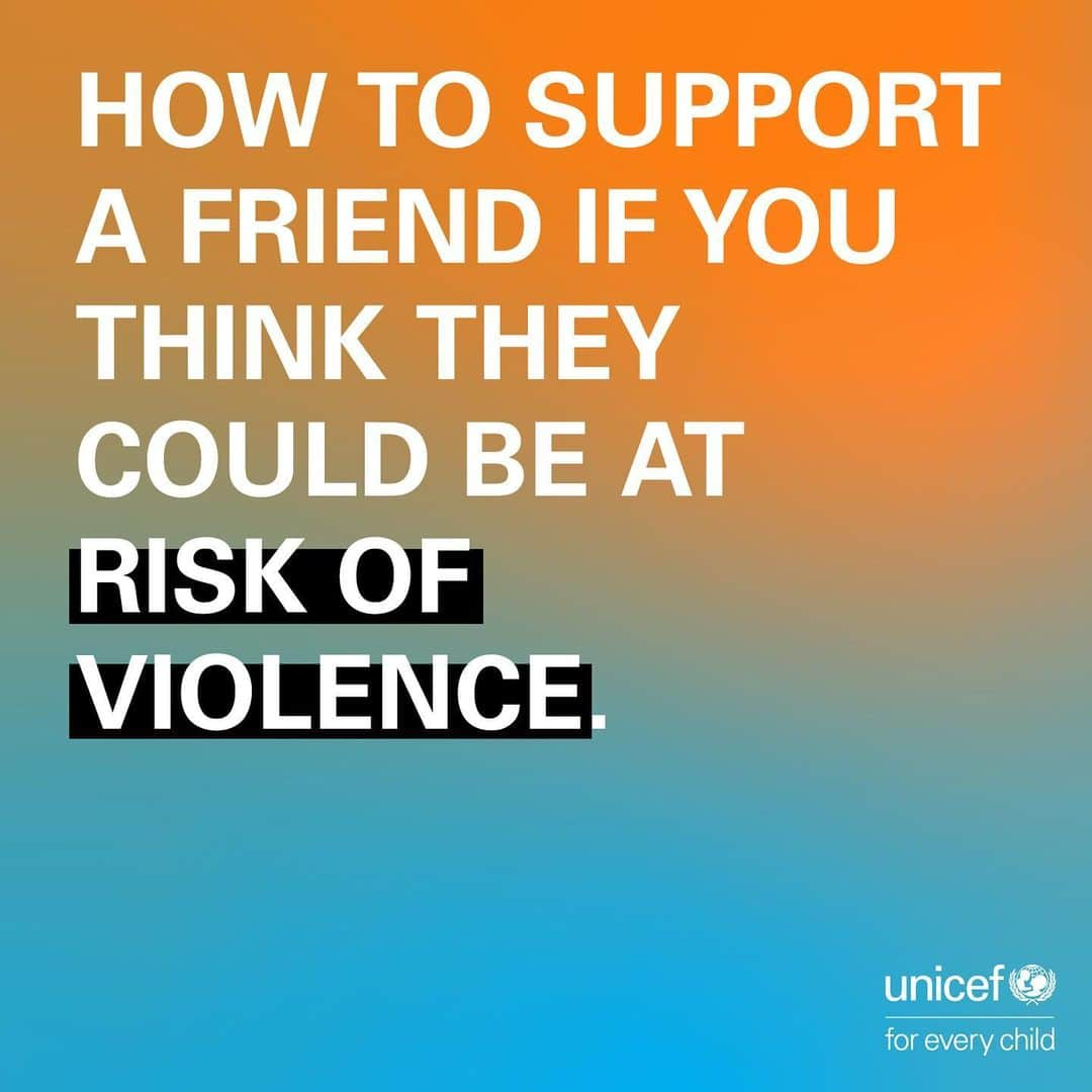 シャキーラさんのインスタグラム写真 - (シャキーラInstagram)「School closures and lockdowns to slow the spread of #COVID19 have left many young people isolated from their support systems.  📲 Swipe across for 6 tips from @UNICEF on how you can safely support a friend who might be at risk of violence and abuse.  #ENDviolence」8月20日 5時47分 - shakira